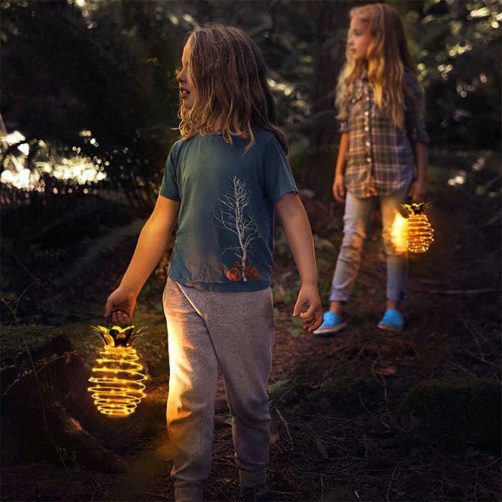 Solar Iron Pineapple LED Landscape Light (Waterproof)